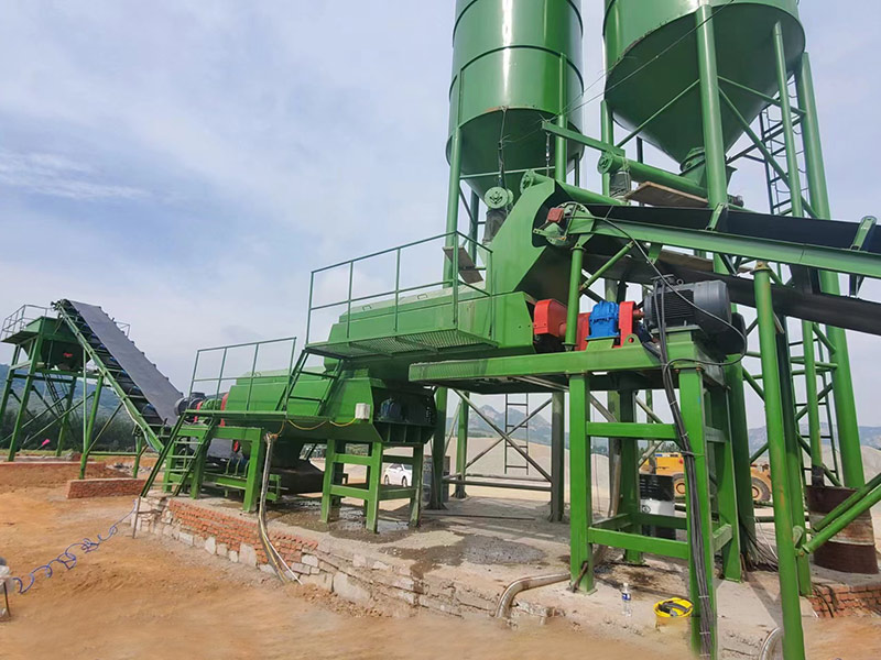 Professional solid waste material mixing station